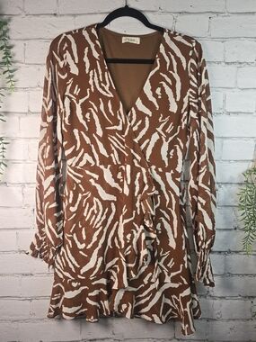 C'ISA ZEBRA FAUX WRAP MINI DRESS RUFFLES LONG SLEEVE V NECK SMOCKED CUFF M NWT